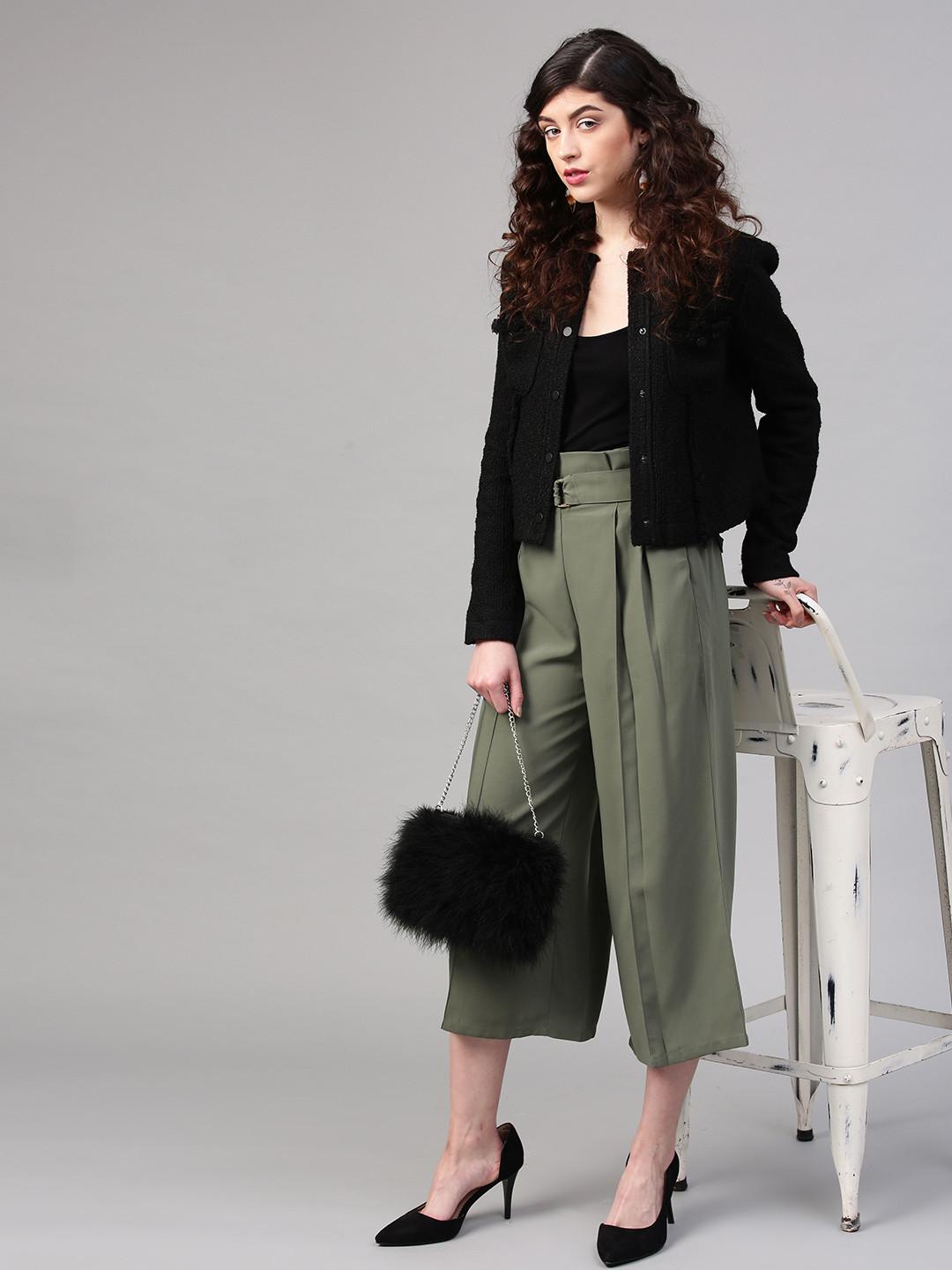 

SASSAFRAS Women Olive Green Regular Fit Solid Culottes