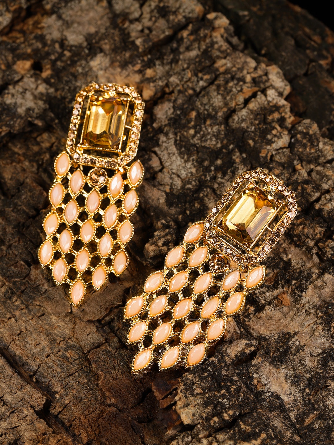 

Zaveri Pearls Gold-Toned & Beige Contemporary Drop Earrings