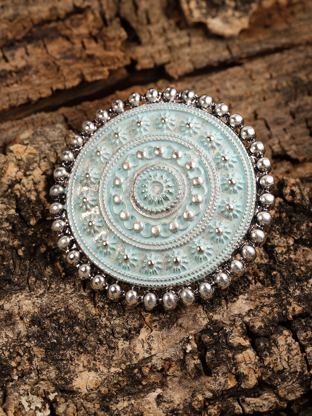 

Zaveri Pearls Silver Toned & Green Oxidized Adjustable Finger Ring