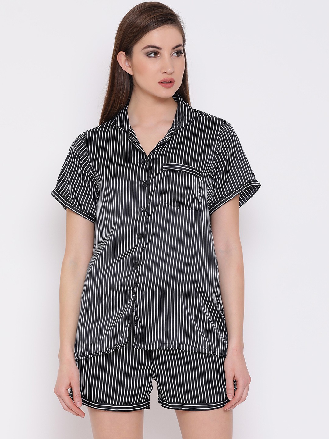 

Clovia Women Black & White Striped Night suit