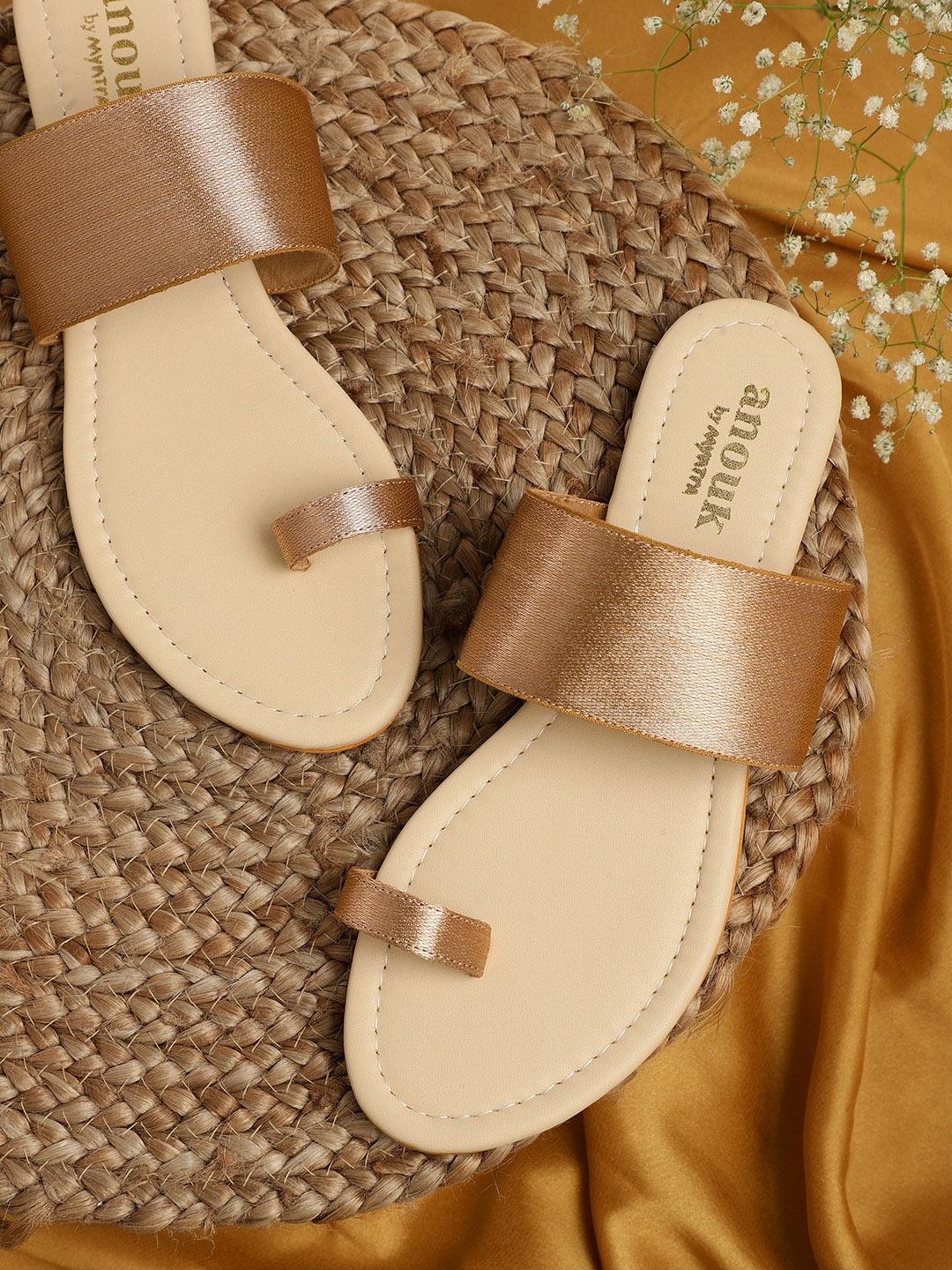 

Anouk Women Gold-Toned Solid One Toe Flats