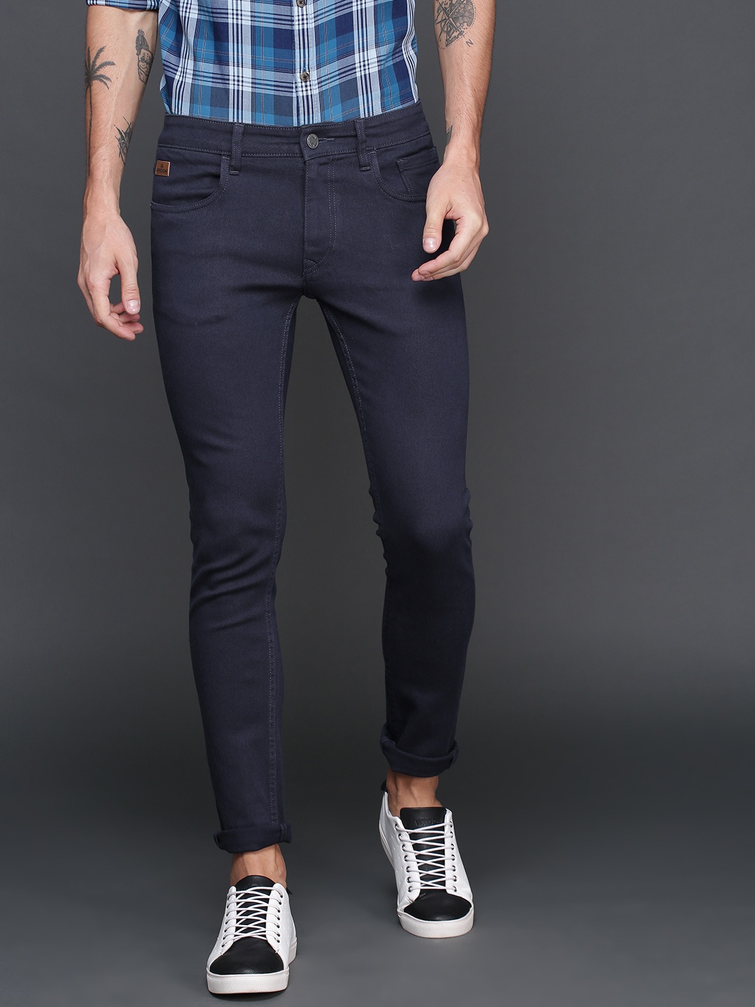 

WROGN Men Navy Blue Skinny Fit Mid-Rise Clean Look Stretchable Jeans