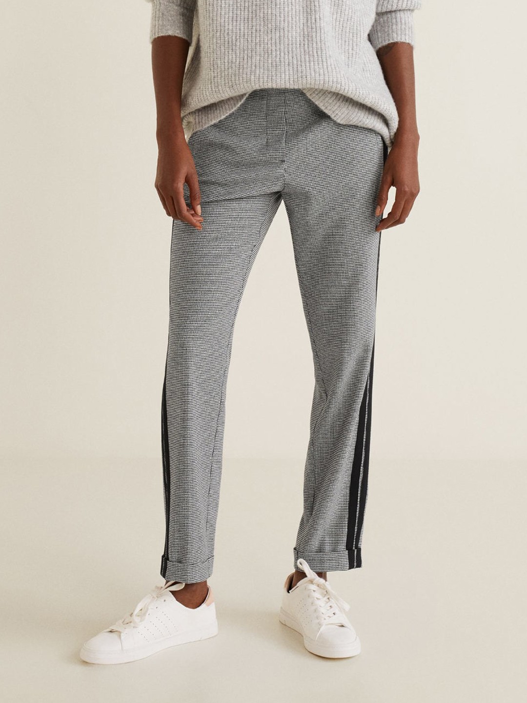 

MANGO Women Black & White Regular Fit Checked Regular Trousers