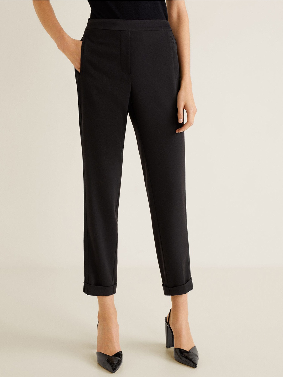 

MANGO Women Black Regular Fit Solid Cropped Trousers