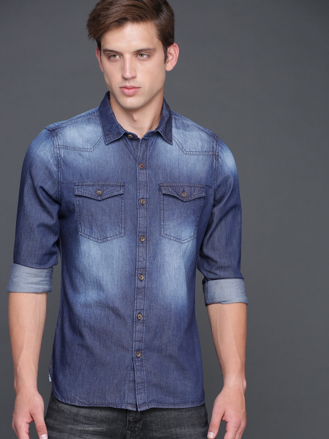 

WROGN Men Blue Slim Fit Faded Casual Chambray Shirt