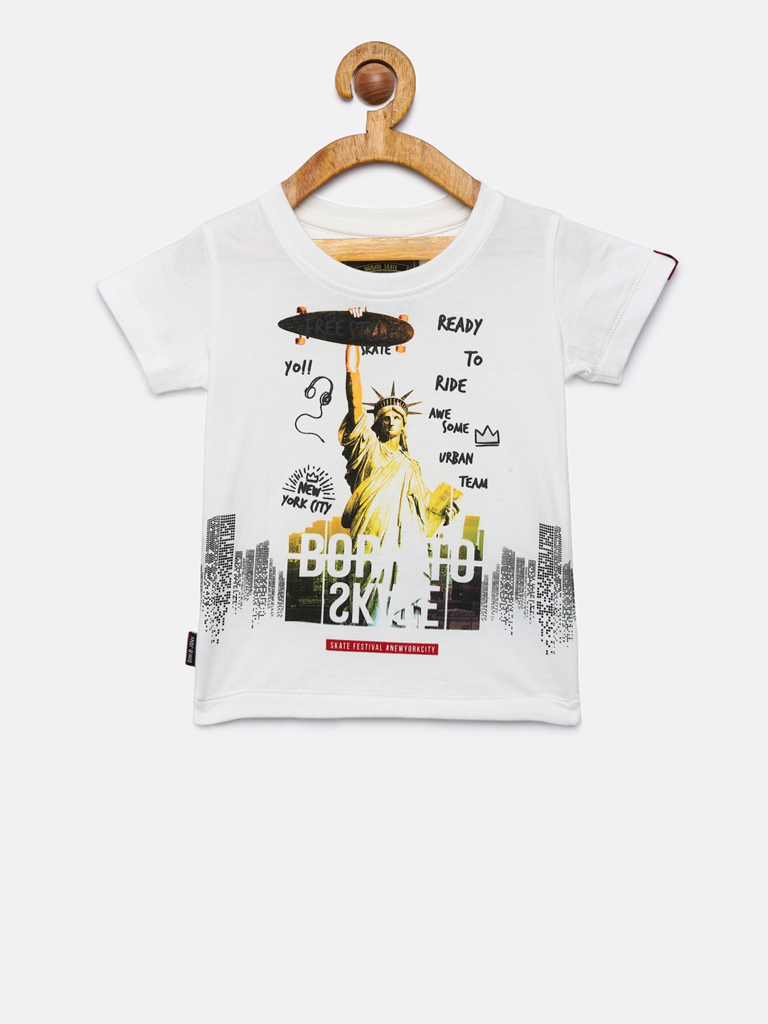 

Gini and Jony Boys White Printed Round Neck T-shirt