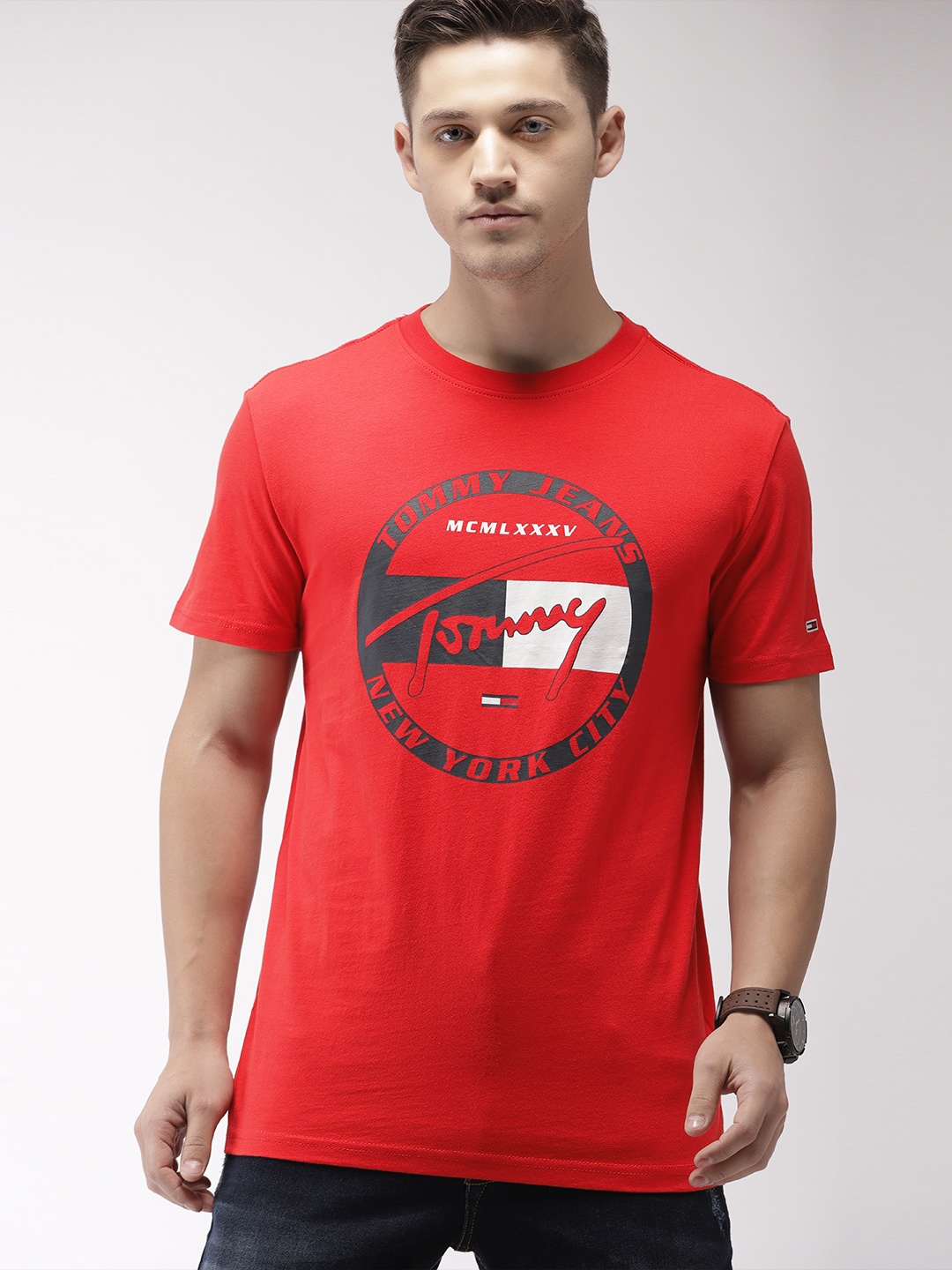 

Tommy Hilfiger Men Red Printed Round Neck Pure Cotton T-shirt