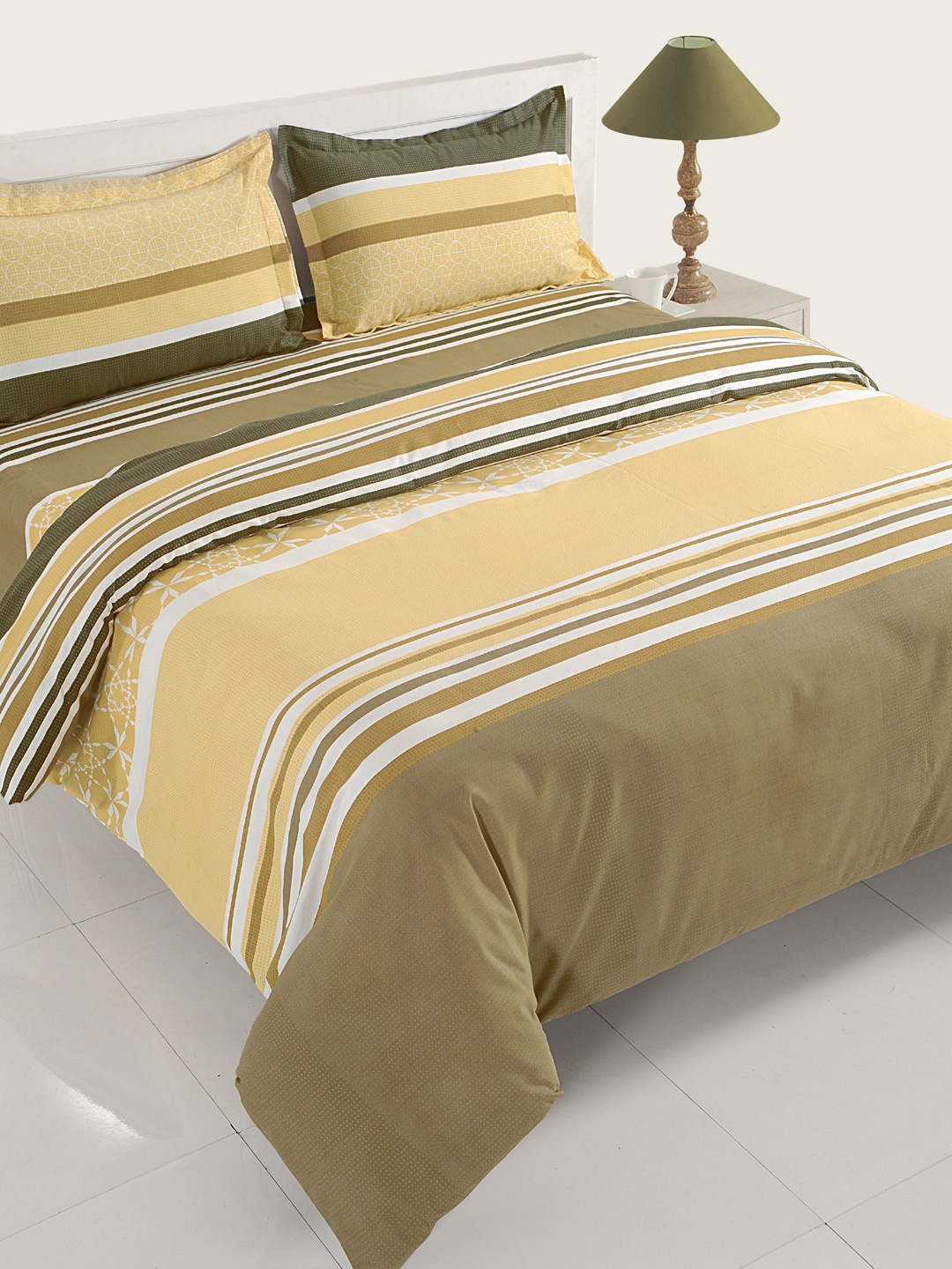 

Swayam Green & Beige Cotton 144TC Printed Bedding Set