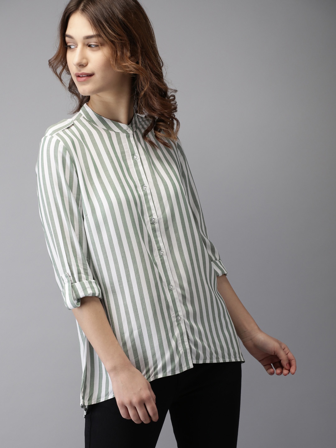 

HERE&NOW Women White & Green Regular Fit Striped Casual Shirt