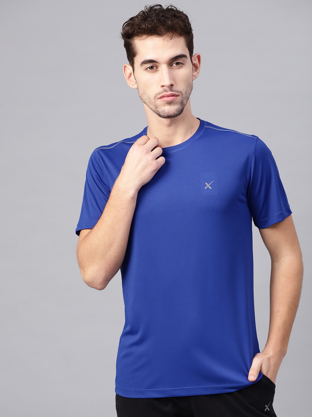 

HRX by Hrithik Roshan Men Blue Solid Rapid dry Training T-shirts