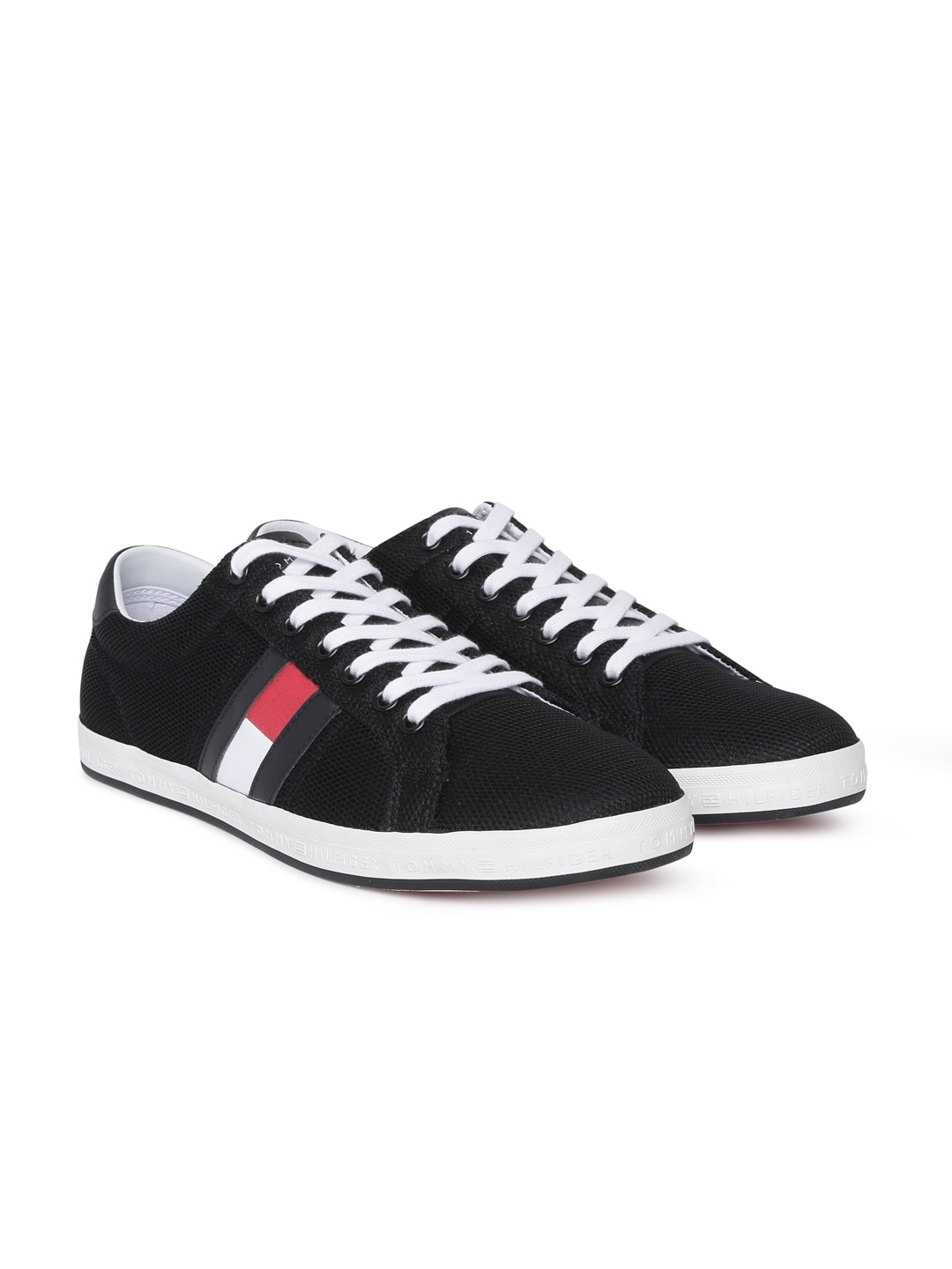 

Tommy Hilfiger Men Black Sneakers