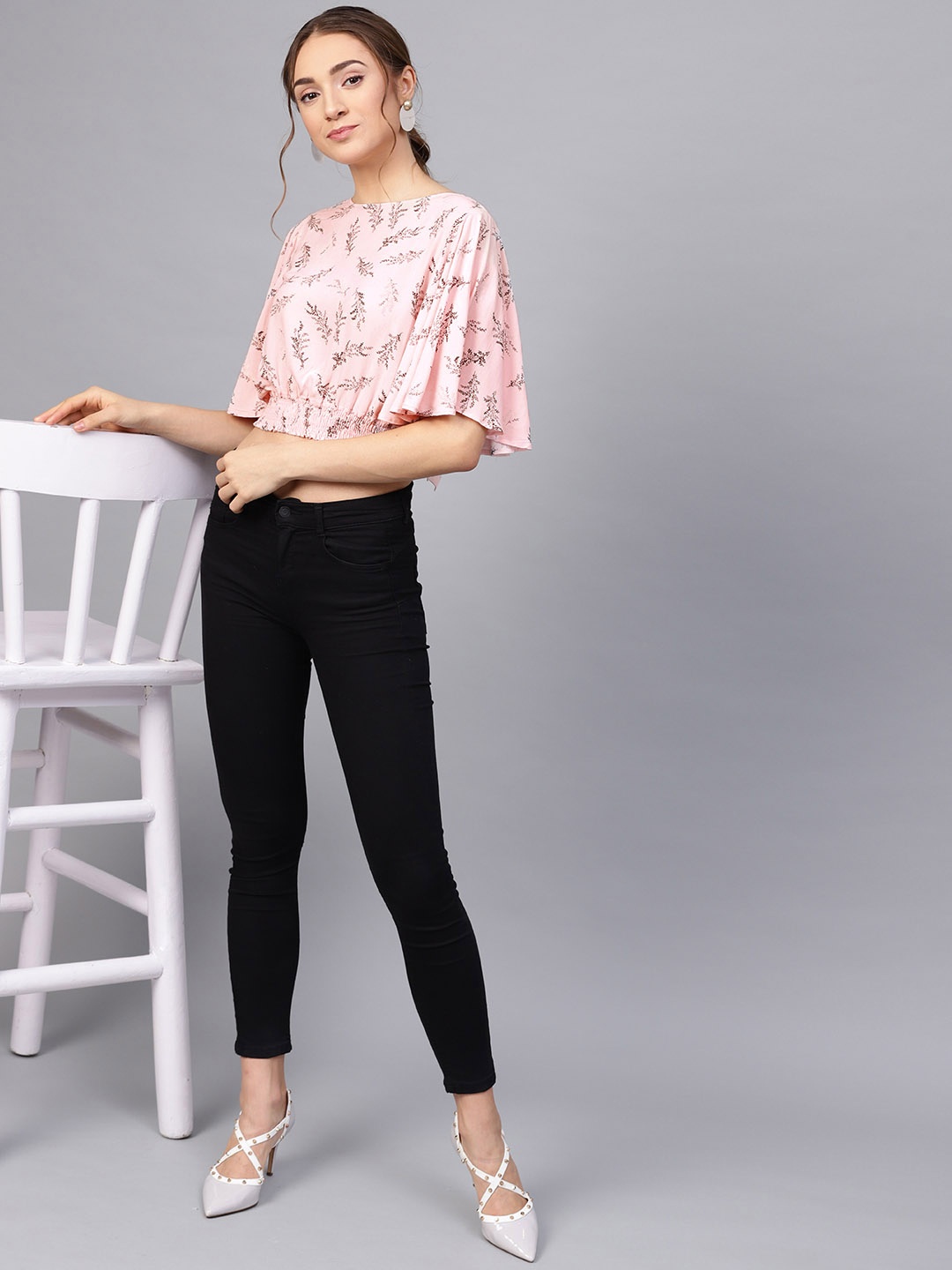 

STREET 9 Women Pink Printed Blouson Crop Top
