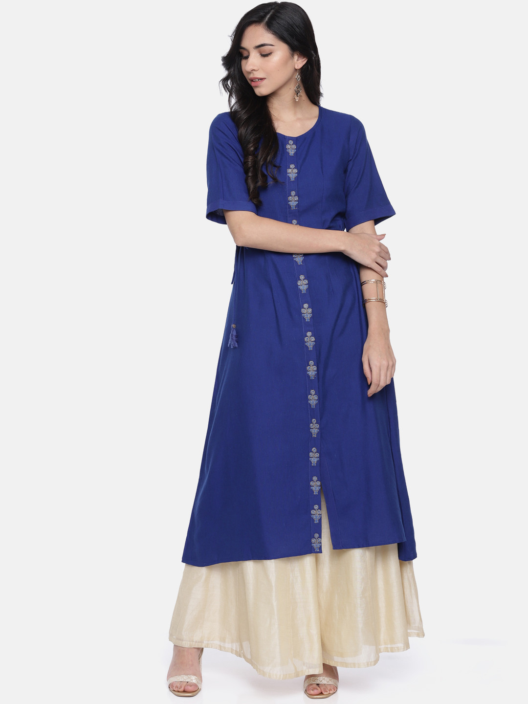 

Span Women Blue Embroidered A-Line Kurta