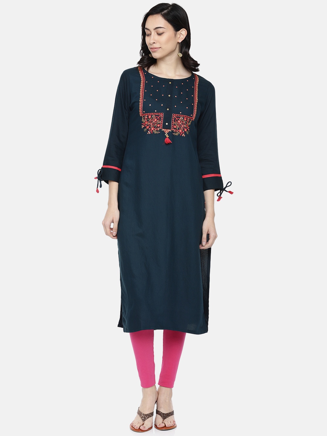 

Span Women Navy Blue Yoke Design Straight Kurta