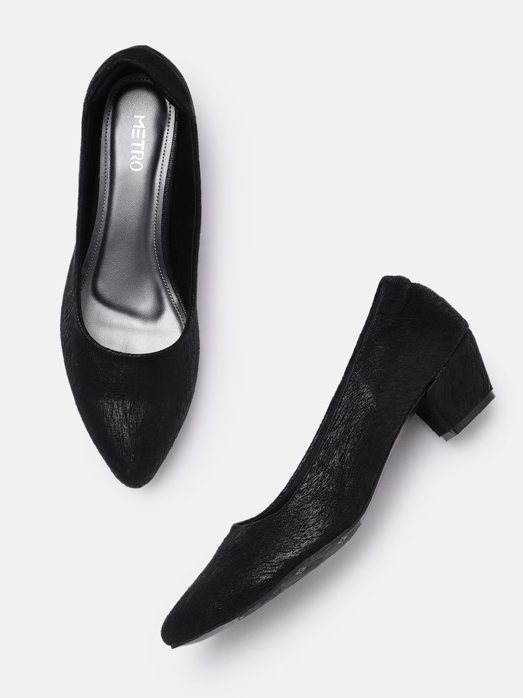 

Metro Women Black Solid Pumps