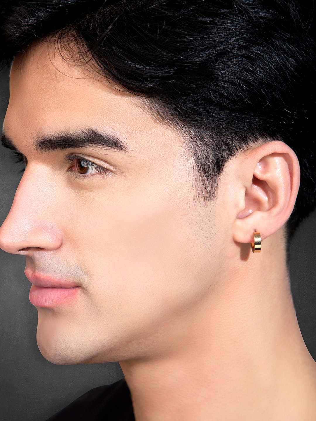 Peora Men Gold-Toned Contemporary Hoop Earrings