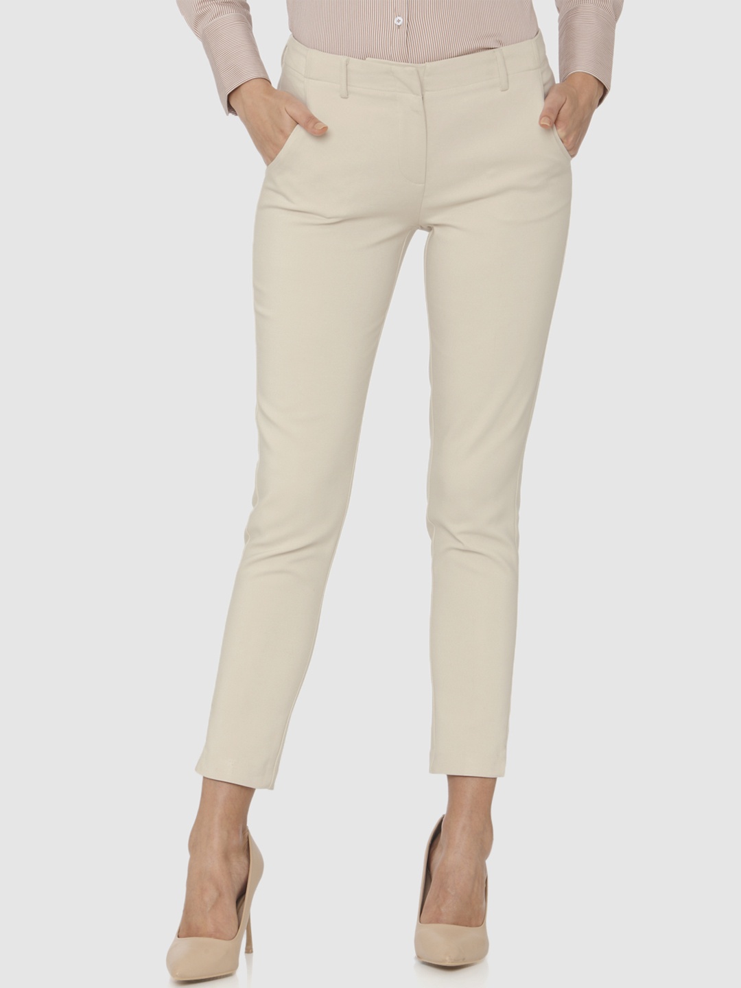

Vero Moda Women Beige Regular Fit Solid Cropped Formal Trousers