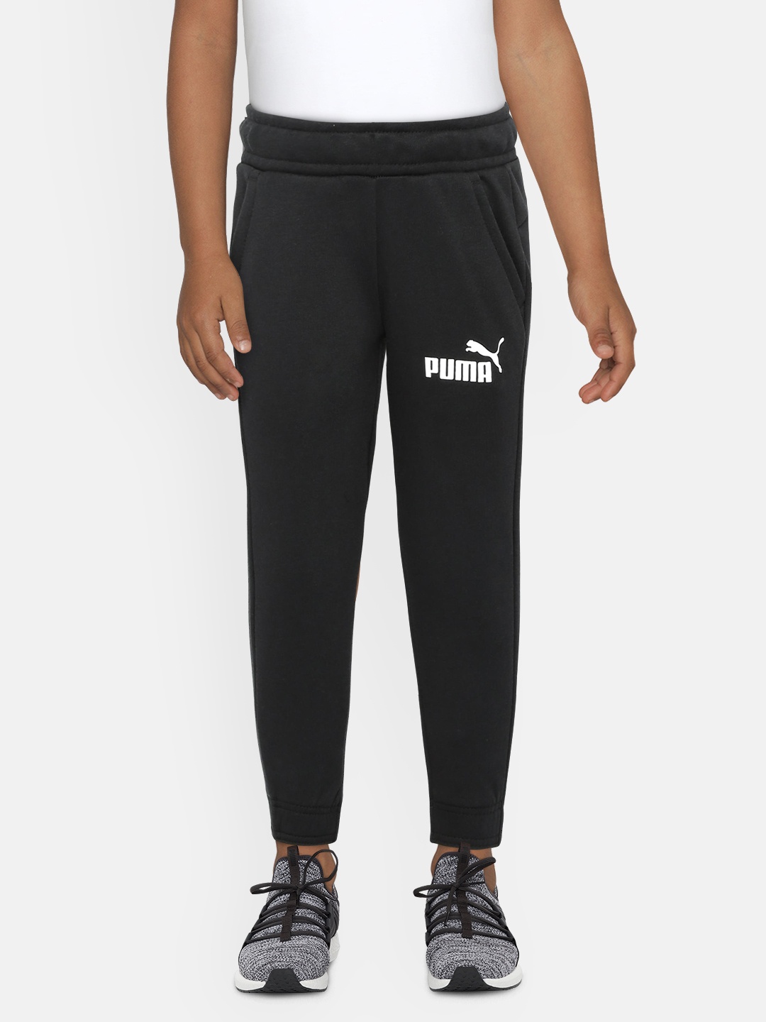 

Puma Boys Black Solid ESS Logo Joggers