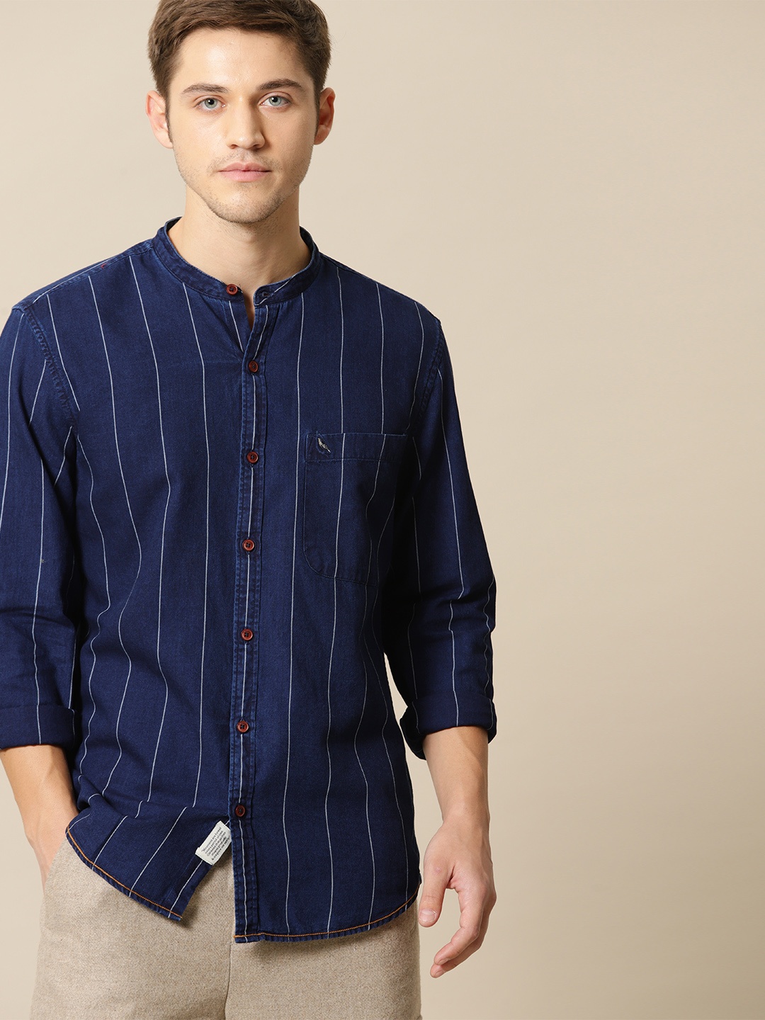 

Mr Bowerbird Men Navy Blue & White Tailored Fit Striped Casual Shirt