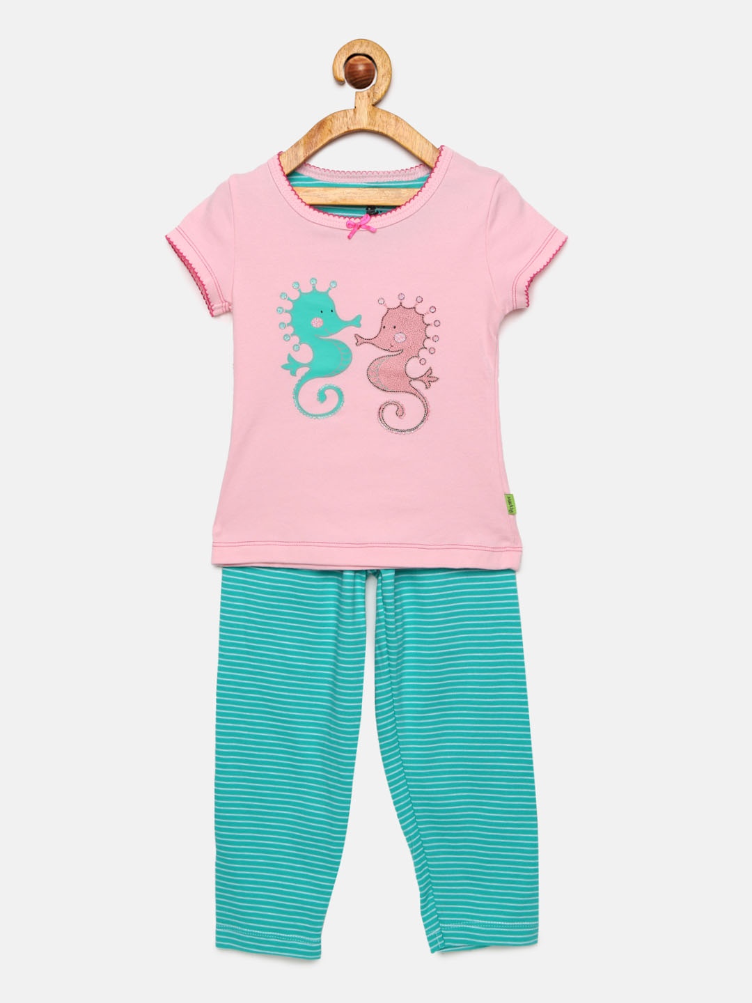 

mackly Girls Pink & Green Printed Night suit