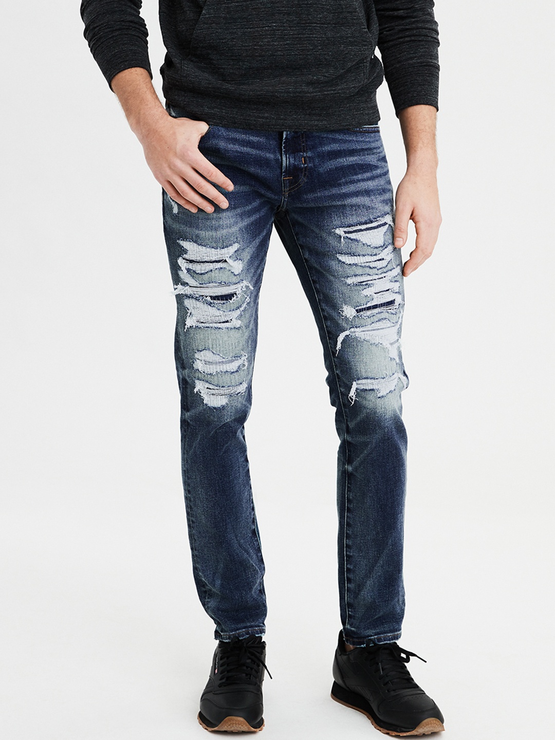 

AMERICAN EAGLE OUTFITTERS Men Blue Skinny Fit Mid-Rise Highly Distressed Stretchable Jeans