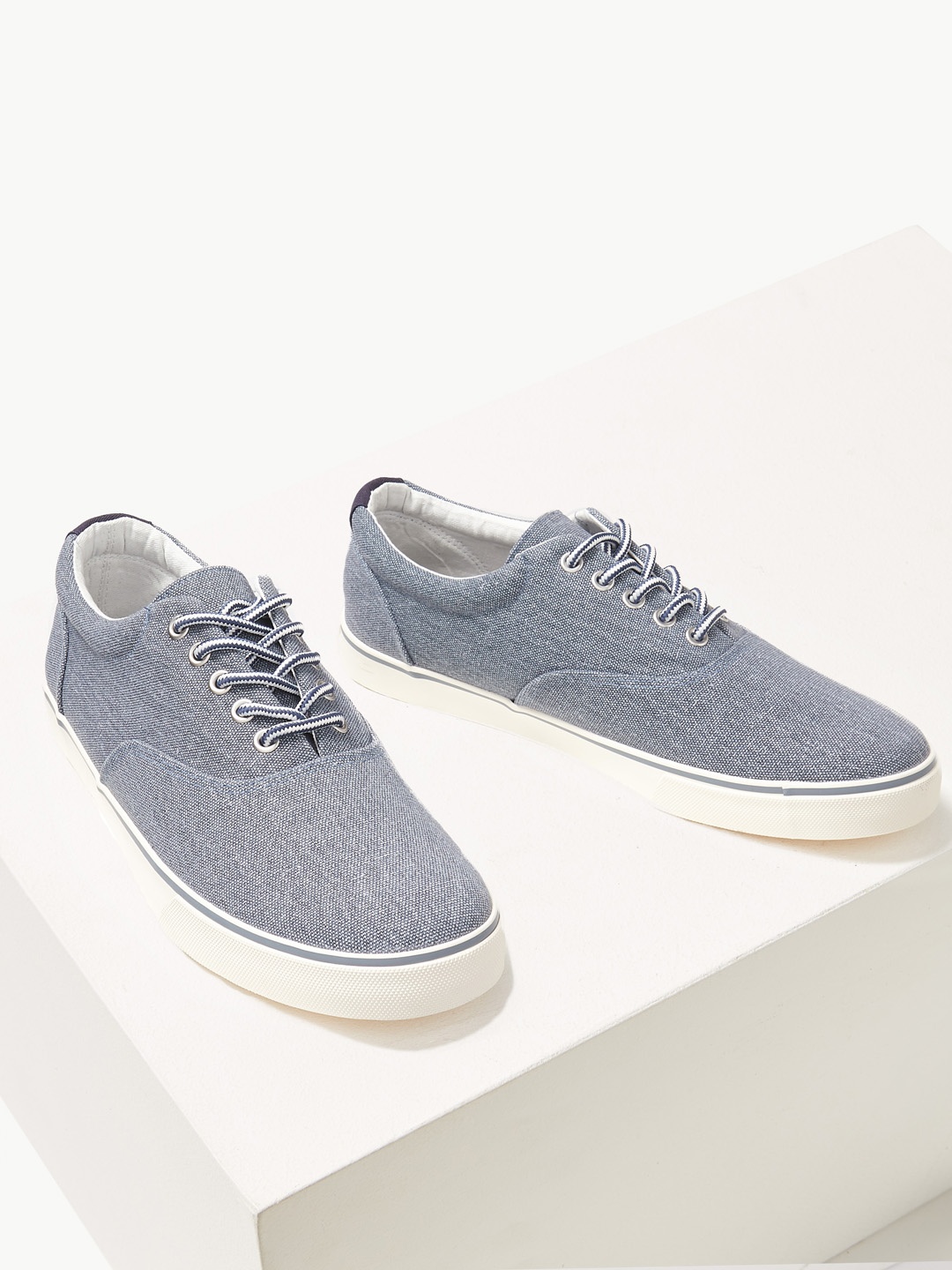 

Marks & Spencer Men Blue Sneakers
