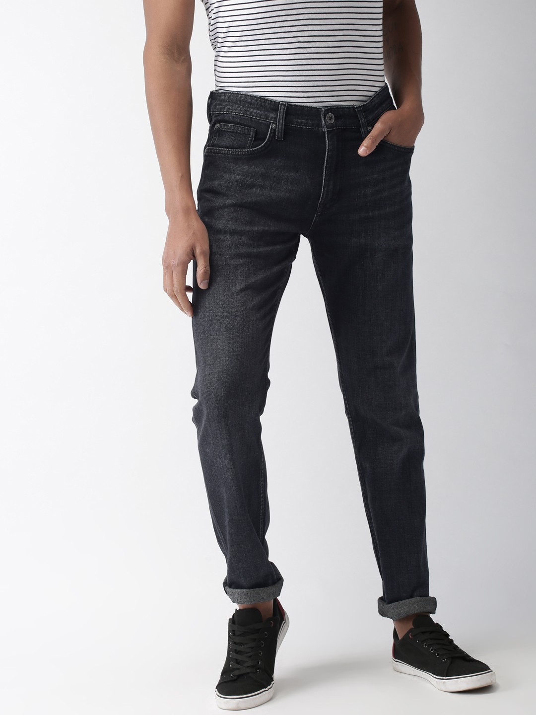 

Celio Men Black Straight Fit Mid-Rise Clean Look Stretchable Jeans