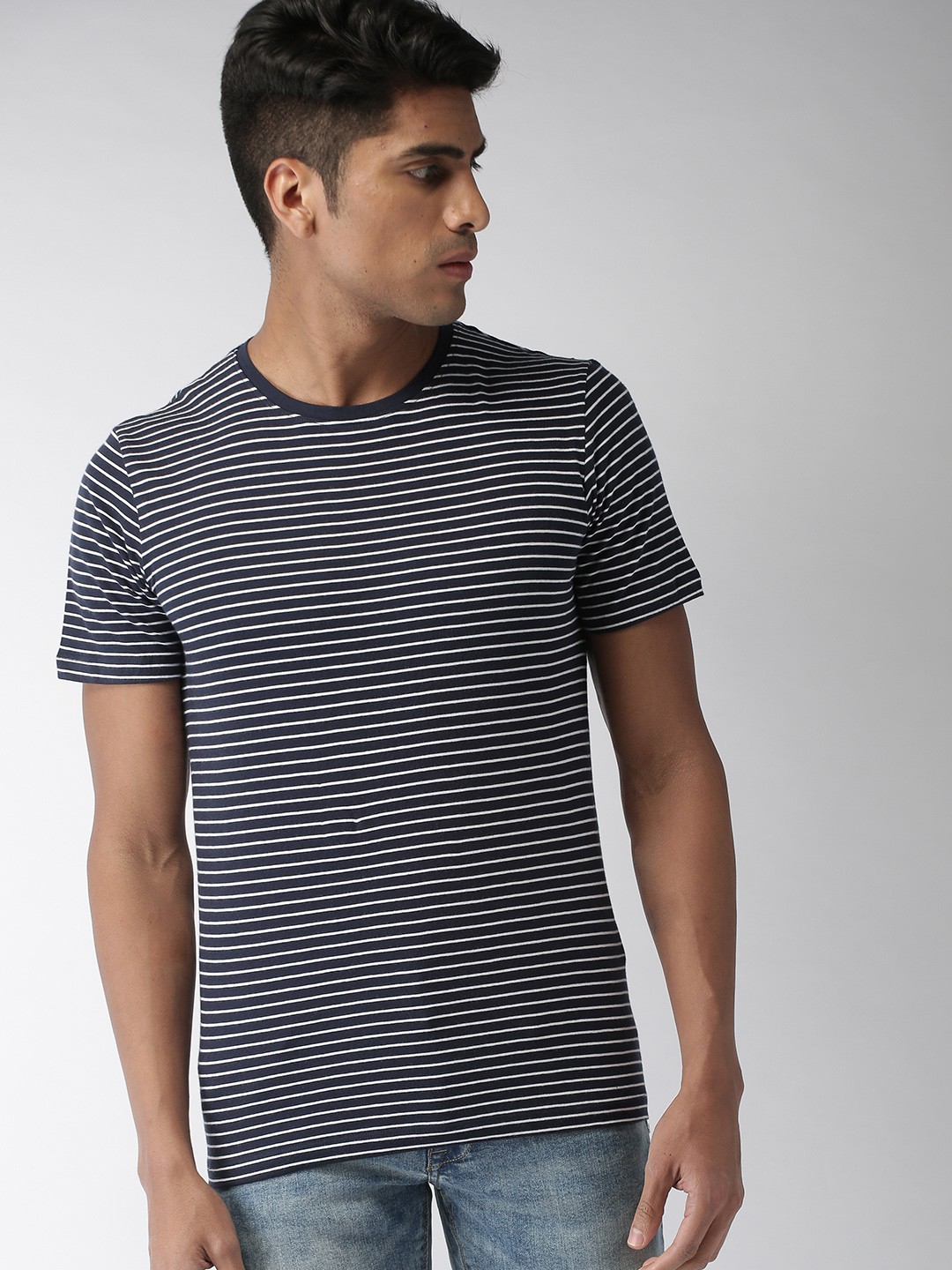 

Celio Men Navy Blue White Striped Round Neck Pure Cotton T-shirt