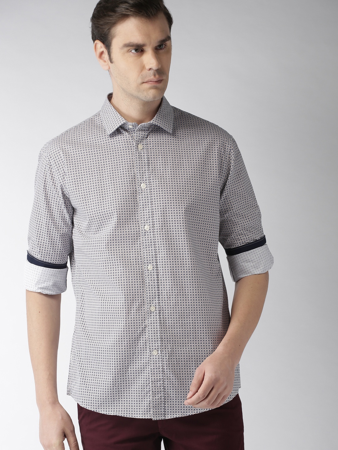 

Celio Men Beige & White Regular Fit Printed Casual Shirt