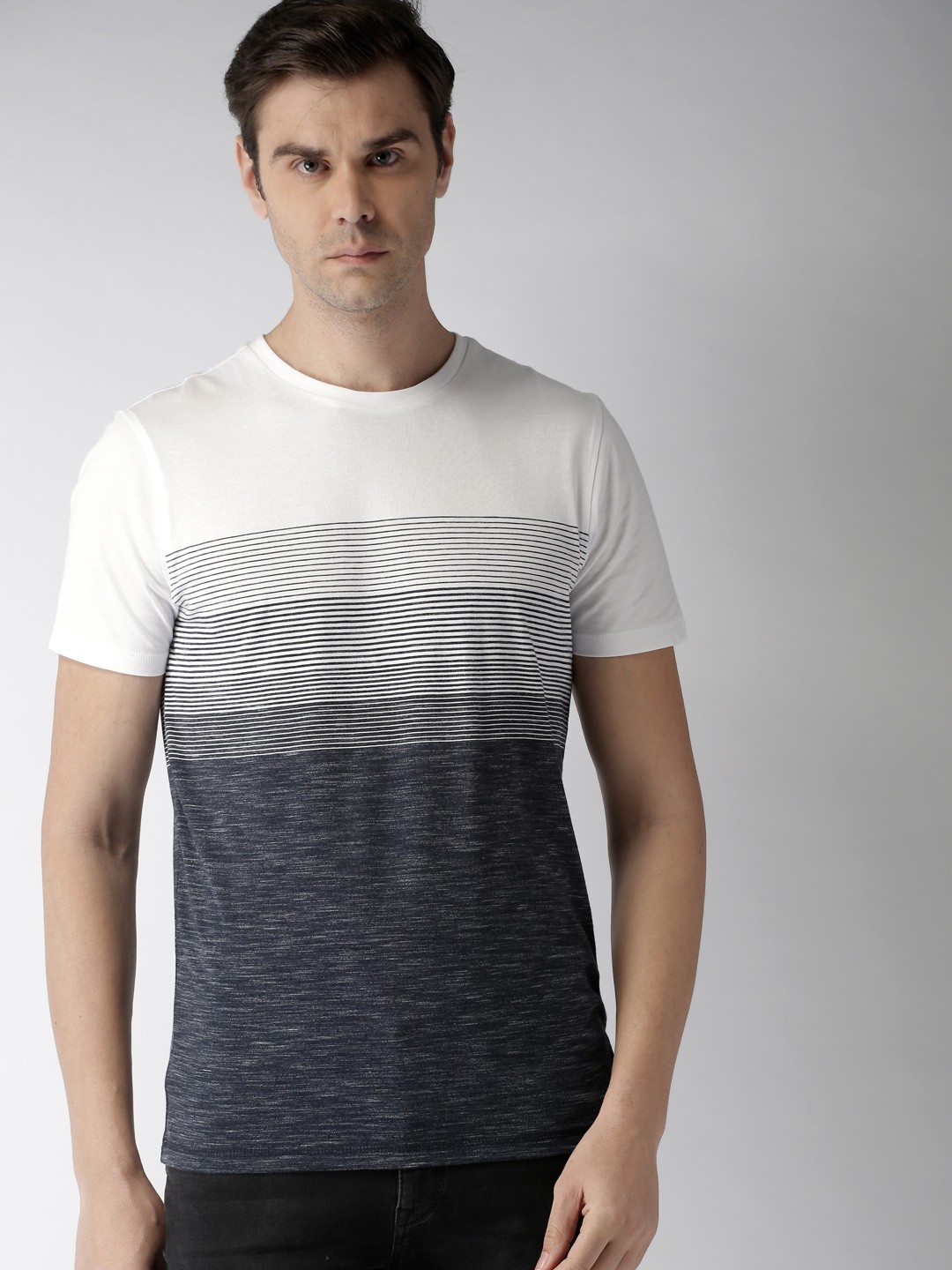 

Celio Men White & Navy Blue Printed Round Neck T-shirt