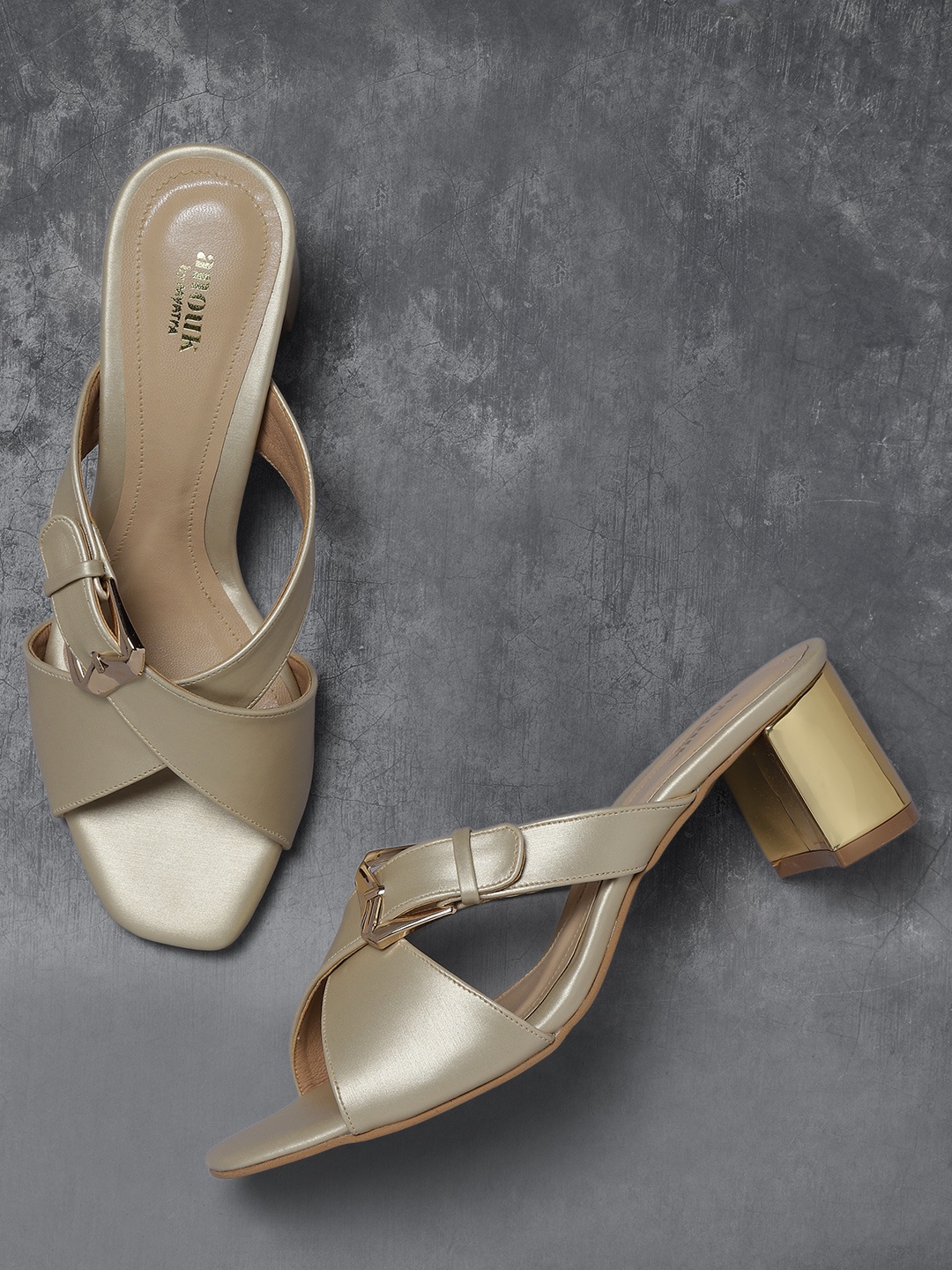 

Anouk Women Gold-Toned Solid Heels