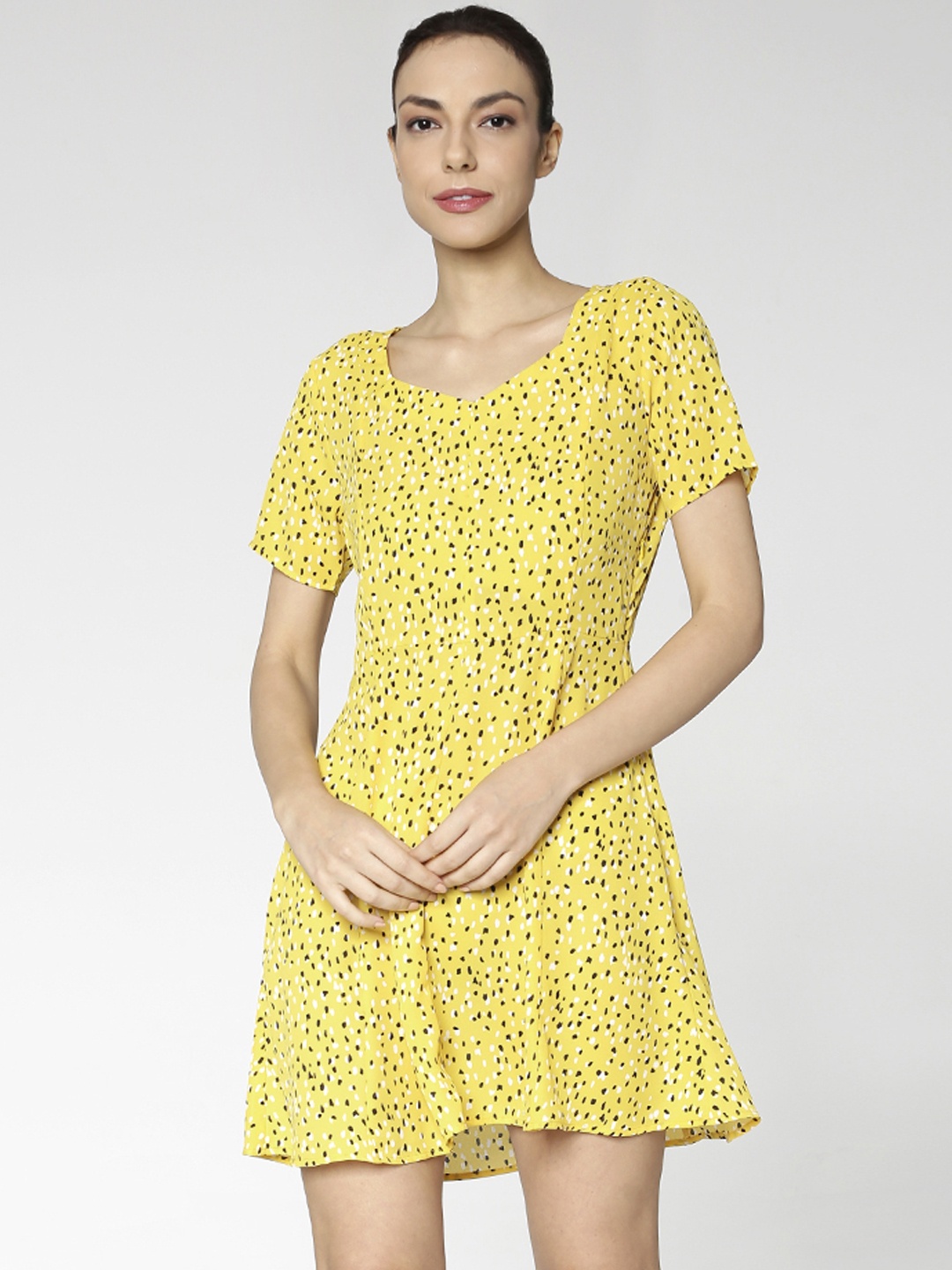 

ONLY Women Yellow Printed Fit and Flare Dress