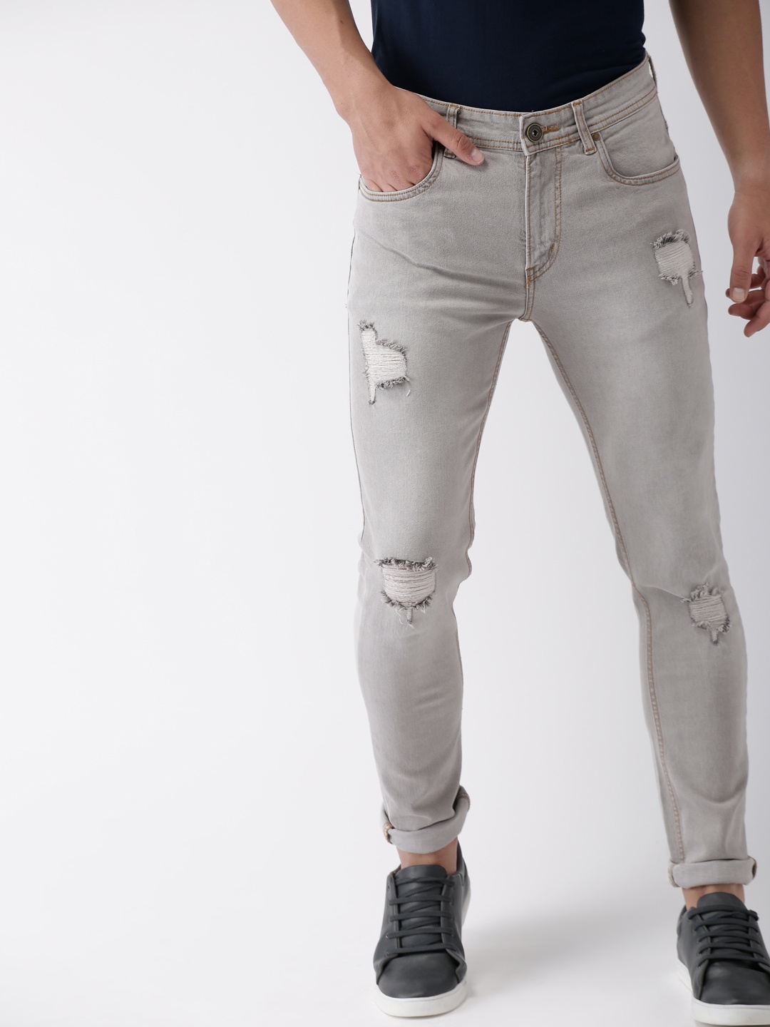 

Mast & Harbour Men Grey Skinny Fit Mid-Rise Mildly Distressed Stretchable Jeans