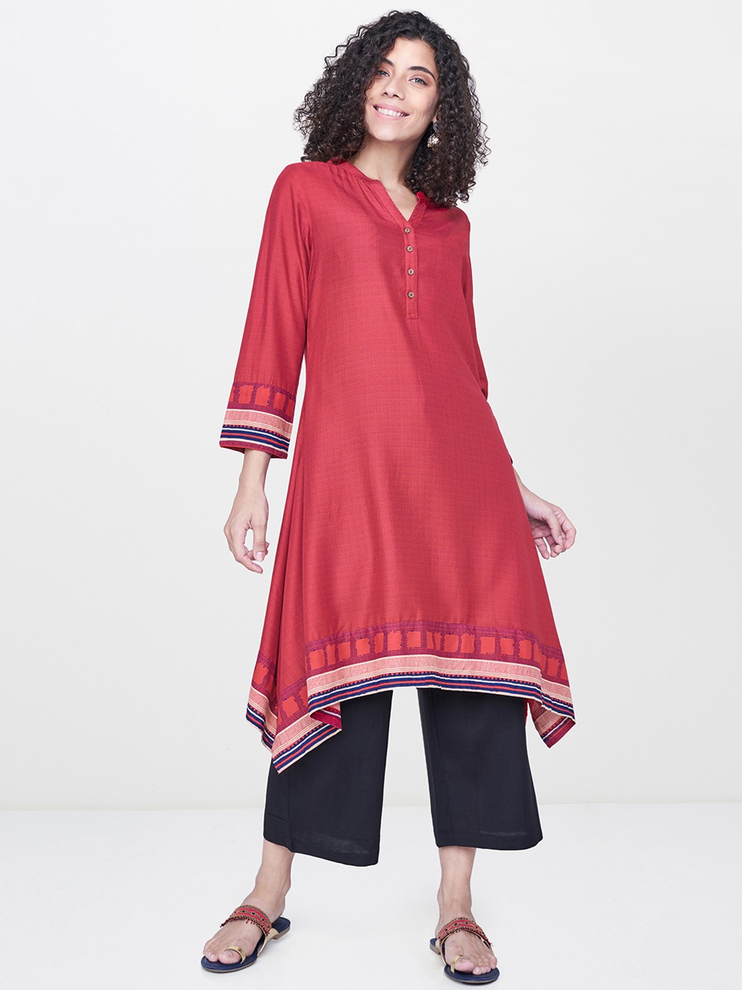 

Global Desi Women Red Printed A-Line Kurta with Asymmetric Hem