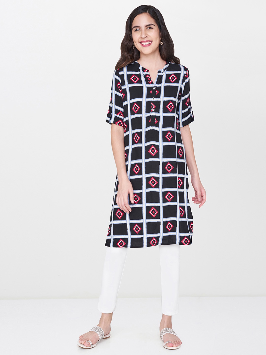 

Global Desi Women Black & Blue Checked Straight Kurta