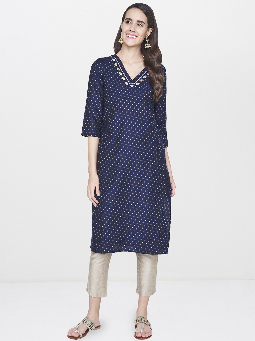 

Global Desi Women Navy Printed Straight Kurta, Navy blue