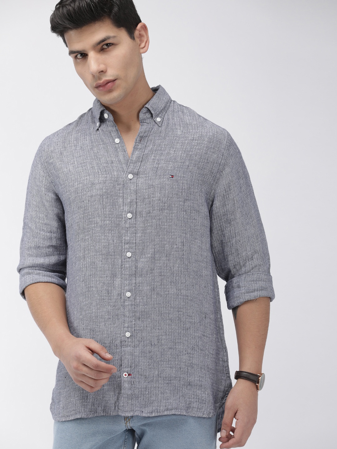 

Tommy Hilfiger Men Navy Blue Regular Fit Self Design Linen Casual Shirt