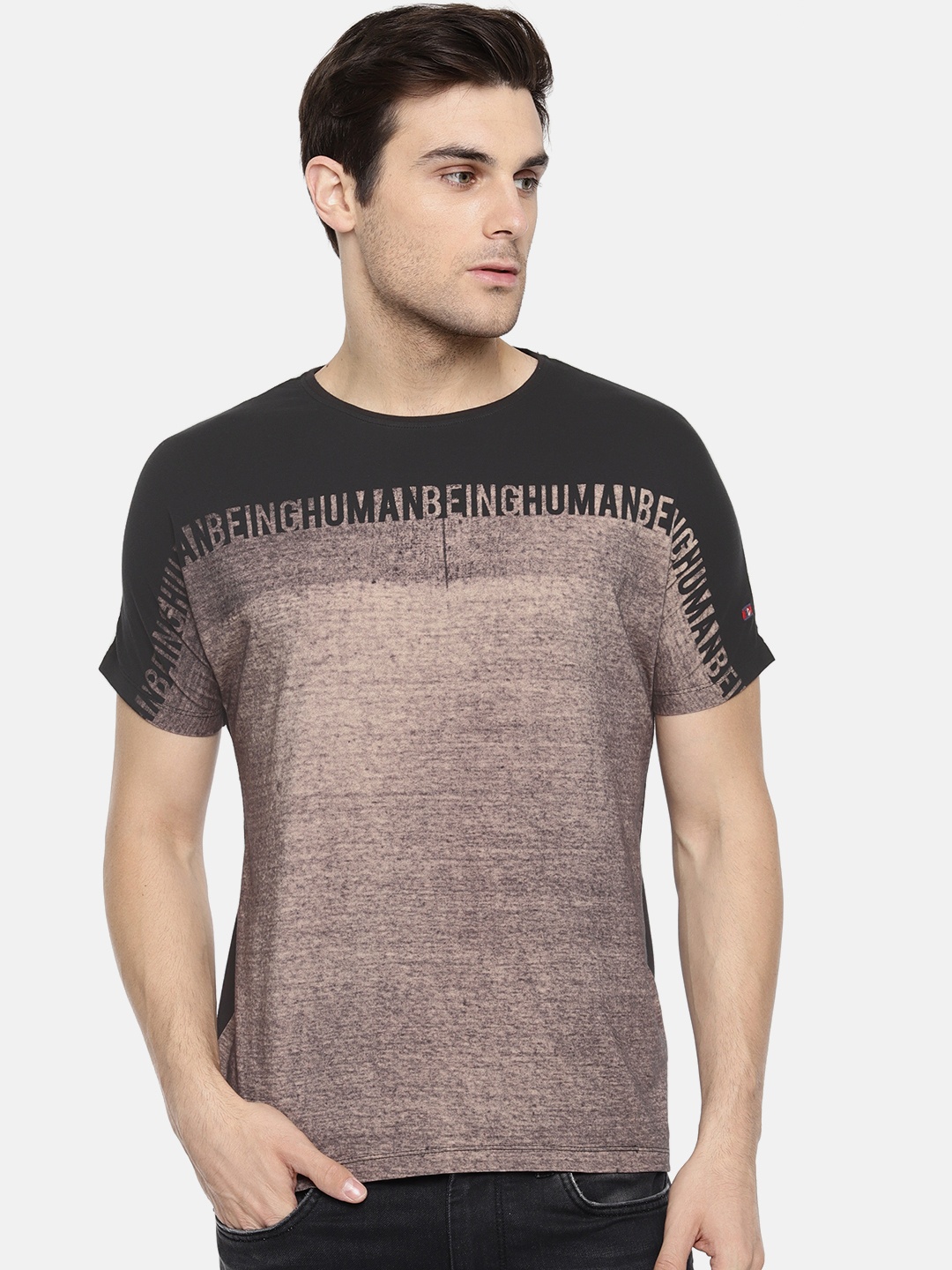 

Being Human Men Beige & Black Colorblocked Round Neck T-shirt