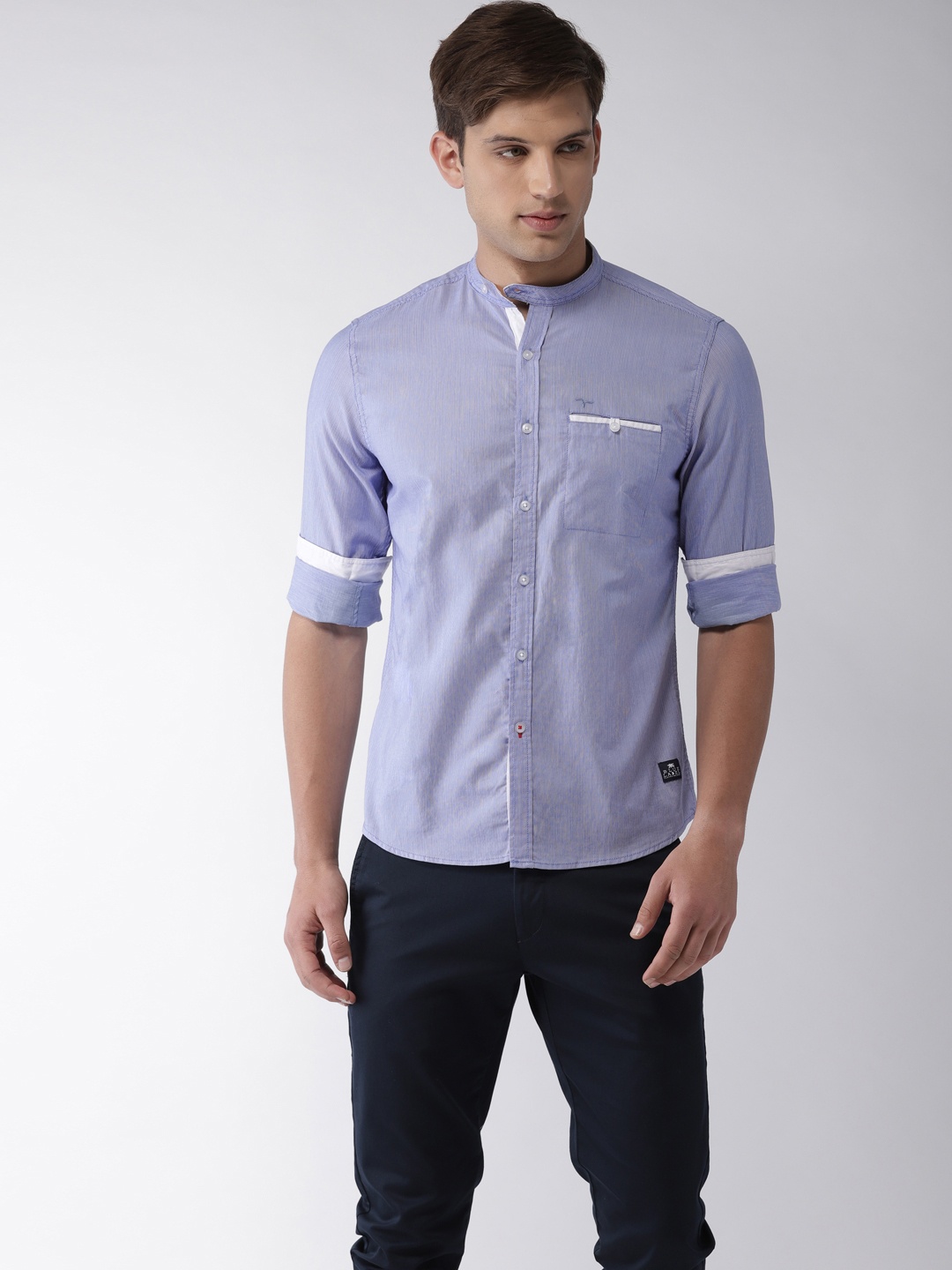 

Flying Machine Men Blue & Off-White Regular Fit Striped Casual Shirt