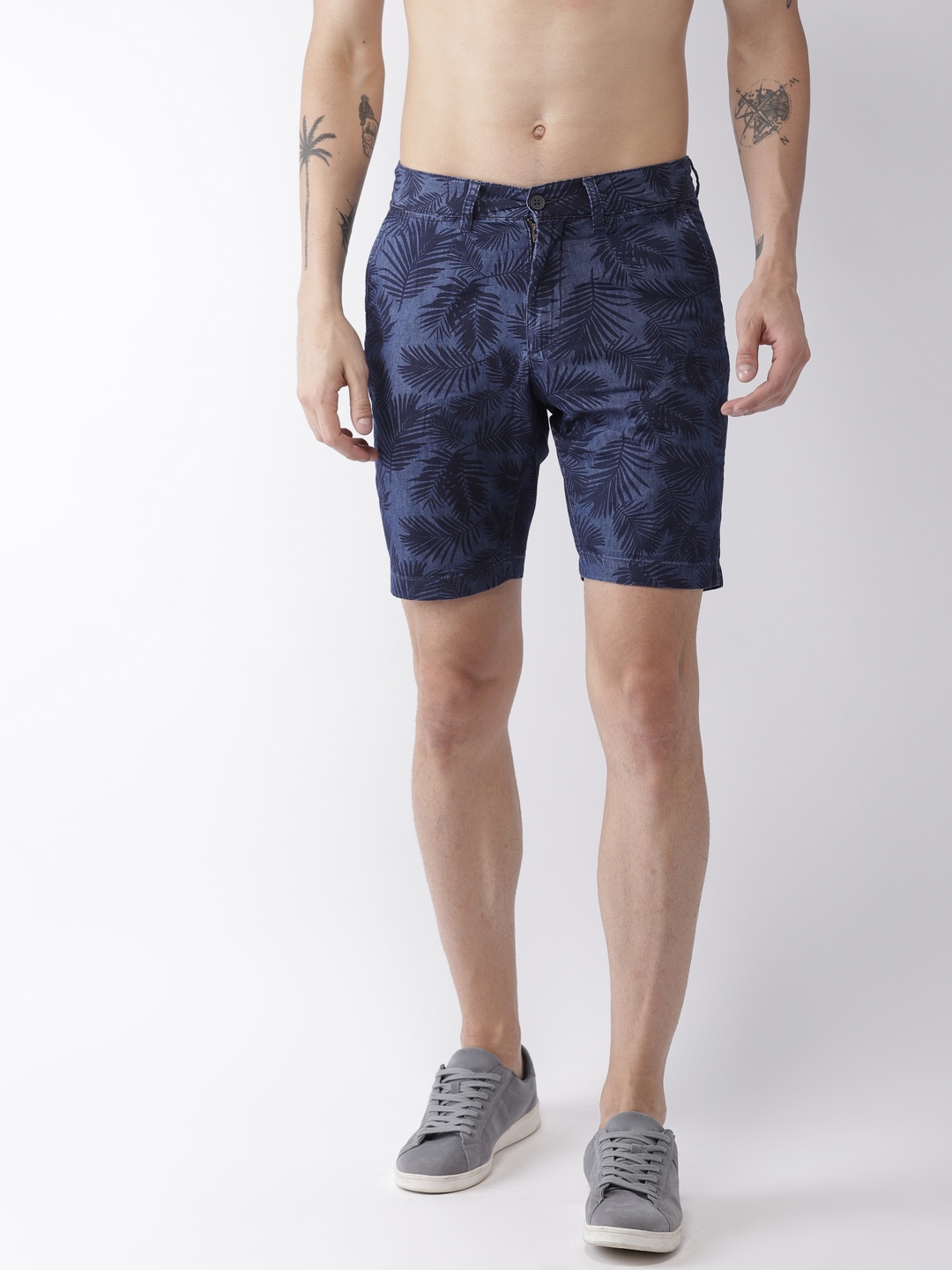 

Flying Machine Men Blue Printed Slim Fit Regular Shorts