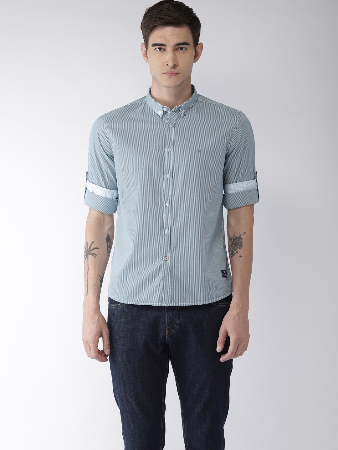 

Flying Machine Men Green & White Regular Fit Striped Casual Shirt