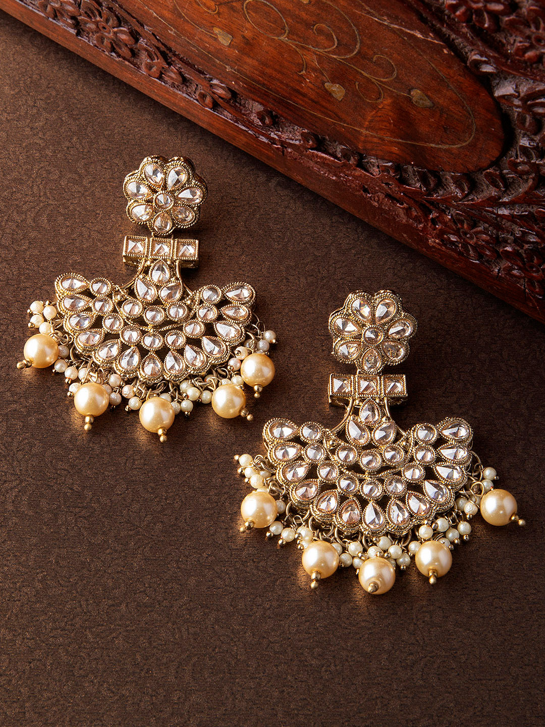 

Rubans Gold-Toned Classic Chandbalis