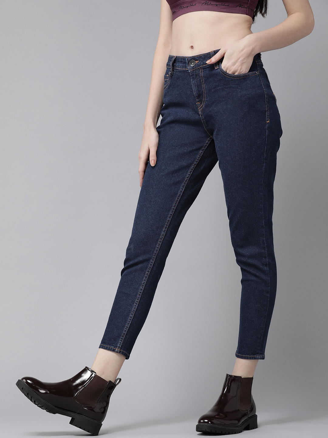 

Roadster Women Navy Blue Skinny Fit Mid-Rise Clean Look Stretchable Cropped Jeans