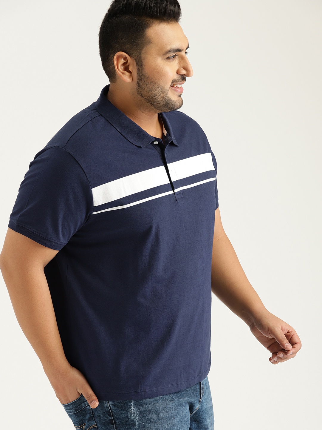 

Sztori Plus Size Men Navy Blue Solid Polo Collar T-shirt