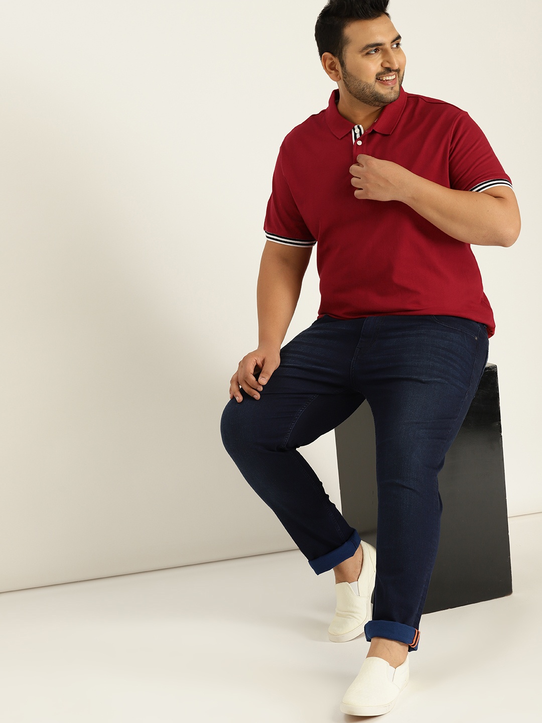 

Sztori Plus Size Men Maroon Solid Polo Collar T-shirt