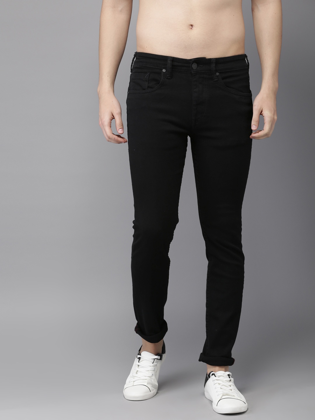 

HERE&NOW Men Black Slim Fit Low-Rise Clean Look Stretchable Jeans
