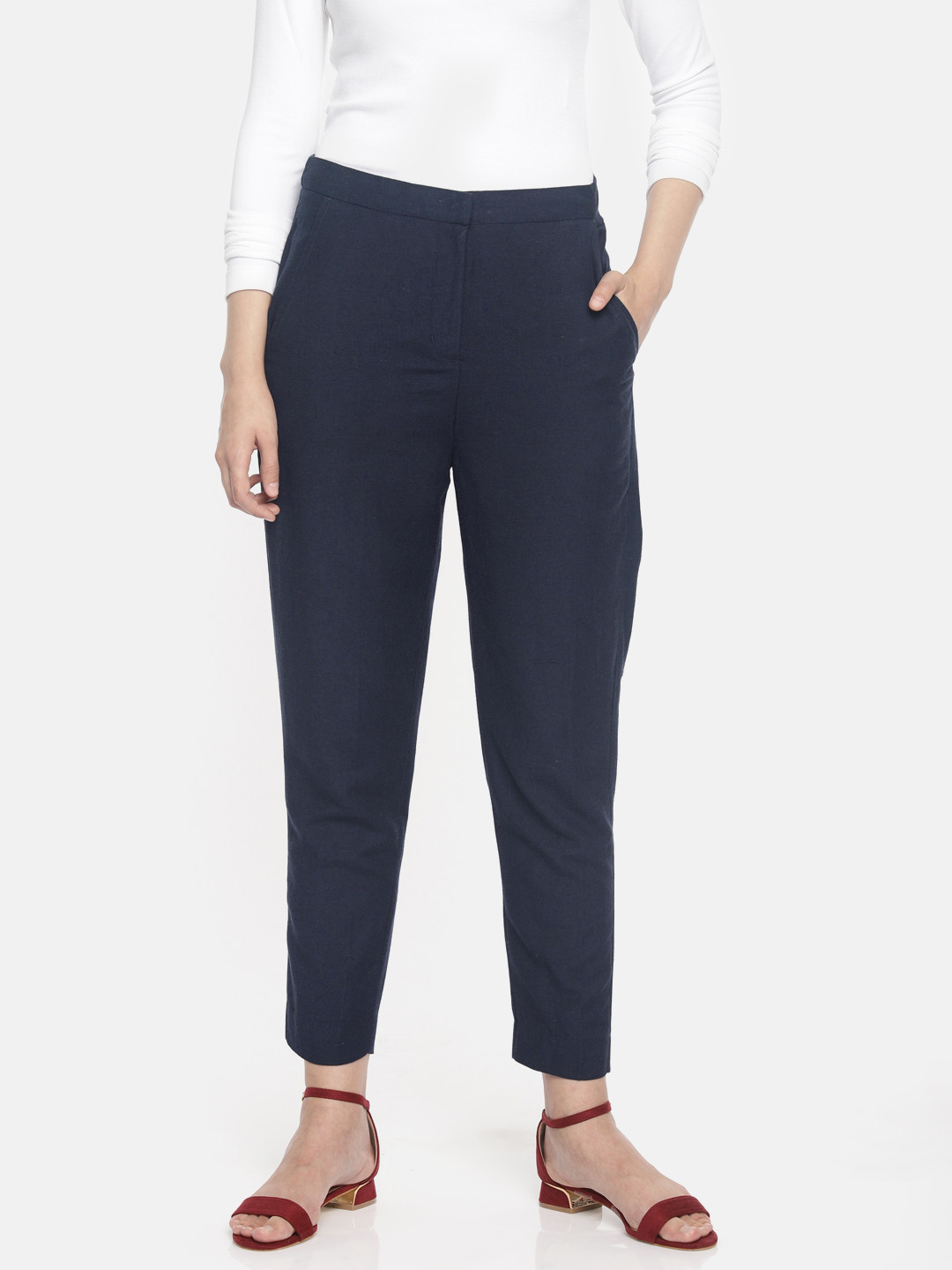 

CODE by Lifestyle Women Navy Blue Regular Fit Solid Cropped Peg Trousers