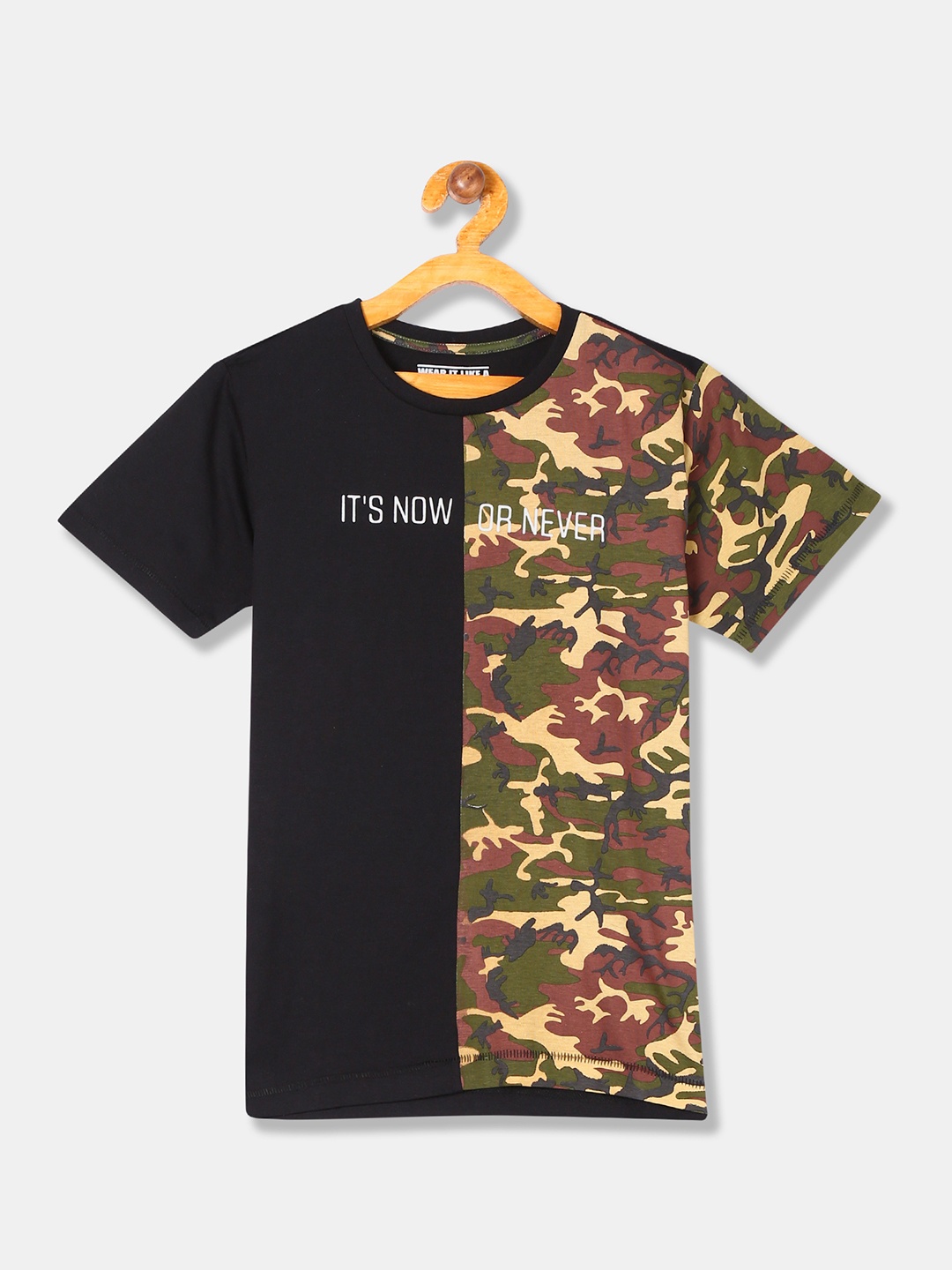 

Flying Machine Boys Black Colourblocked Round Neck Pure Cotton T-shirt