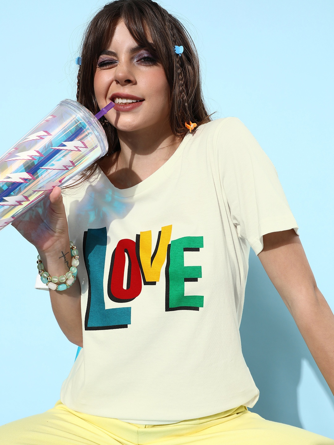 

HERENOW Women White Printed Round Neck Pure Cotton T-shirt