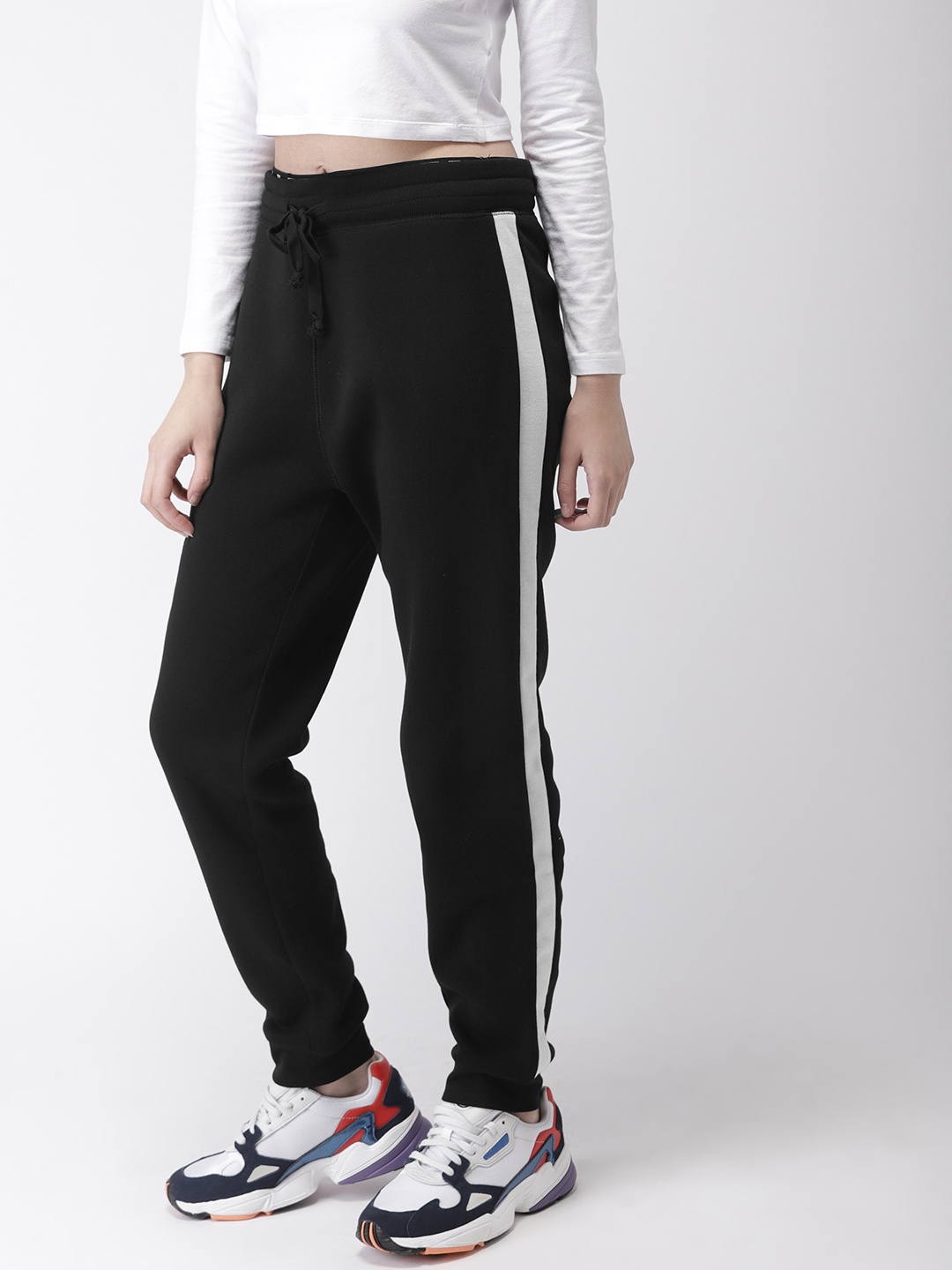 

FOREVER 21 Women Black Regular Fit Solid Joggers